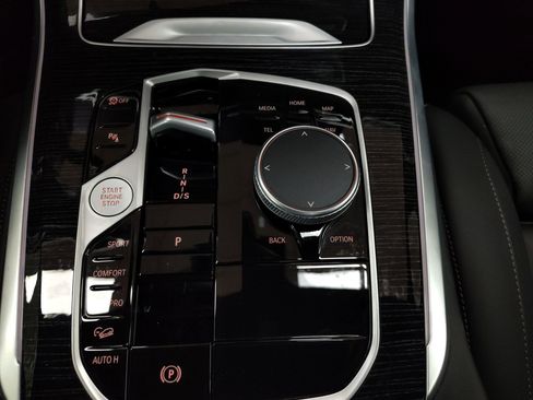 Used 2024 BMW X5 xDrive40i image 12