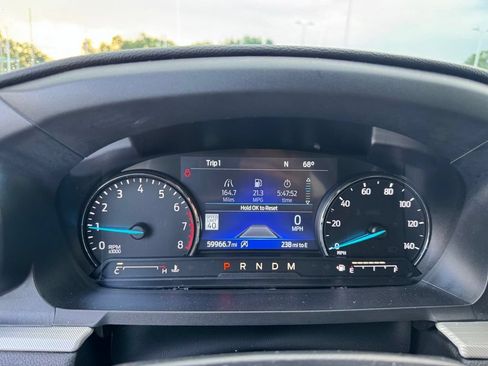 Used 2020 Ford Explorer XLT w/ Equipment Group 202A AWD/4WD image 11