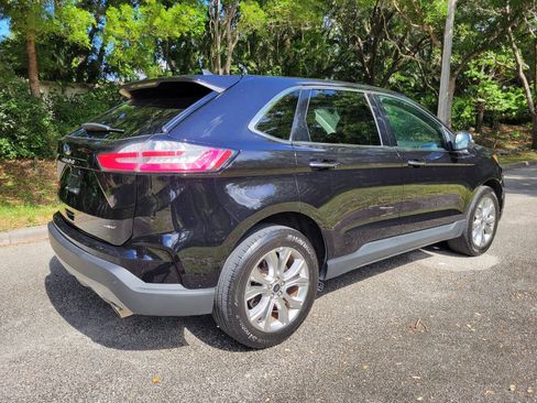 Used 2024 Ford Edge Titanium AWD/4WD image 7