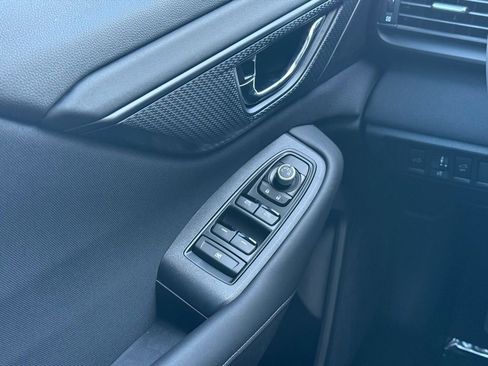 New 2025 Subaru Outback Premium image 8