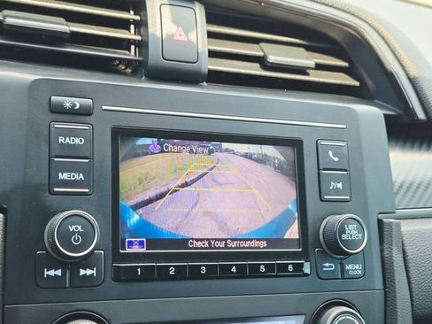 Used 2017 Honda Civic Sport image 25