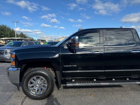 Used 2018 Chevrolet Silverado 2500 LTZ w/ Duramax Plus Package image 6