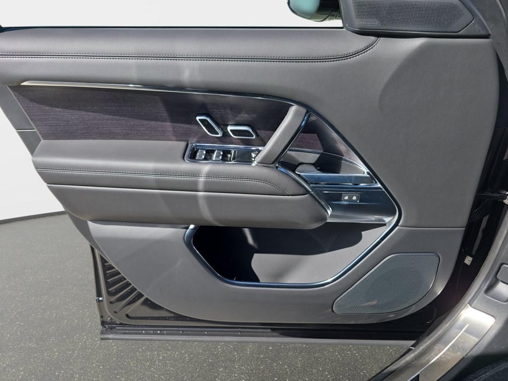 New 2027 Land Rover Range Rover SE AWD/4WD image 28