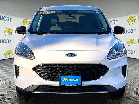 Used 2022 Ford Escape SE image 2