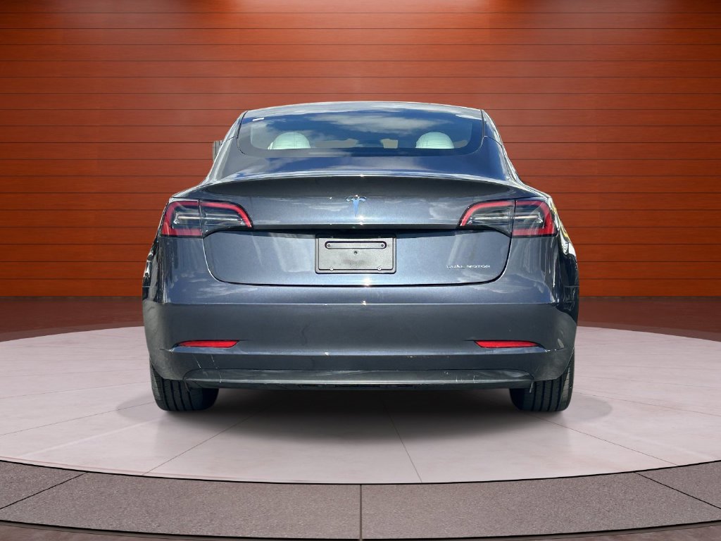 Used 2023 Tesla Model 3 Standard Range RWD image 3