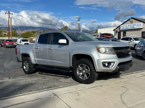 Used 2017 Chevrolet Colorado Z71 image 4