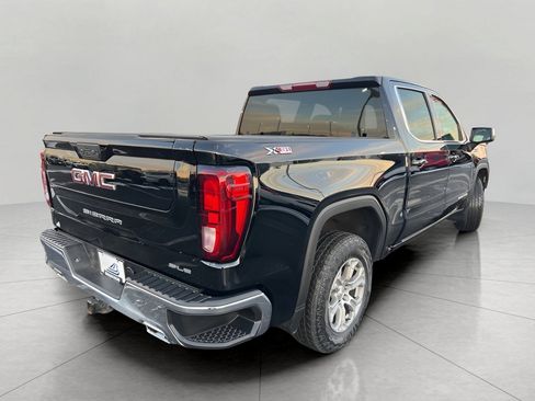 Used 2022 GMC Sierra 1500 SLE image 9