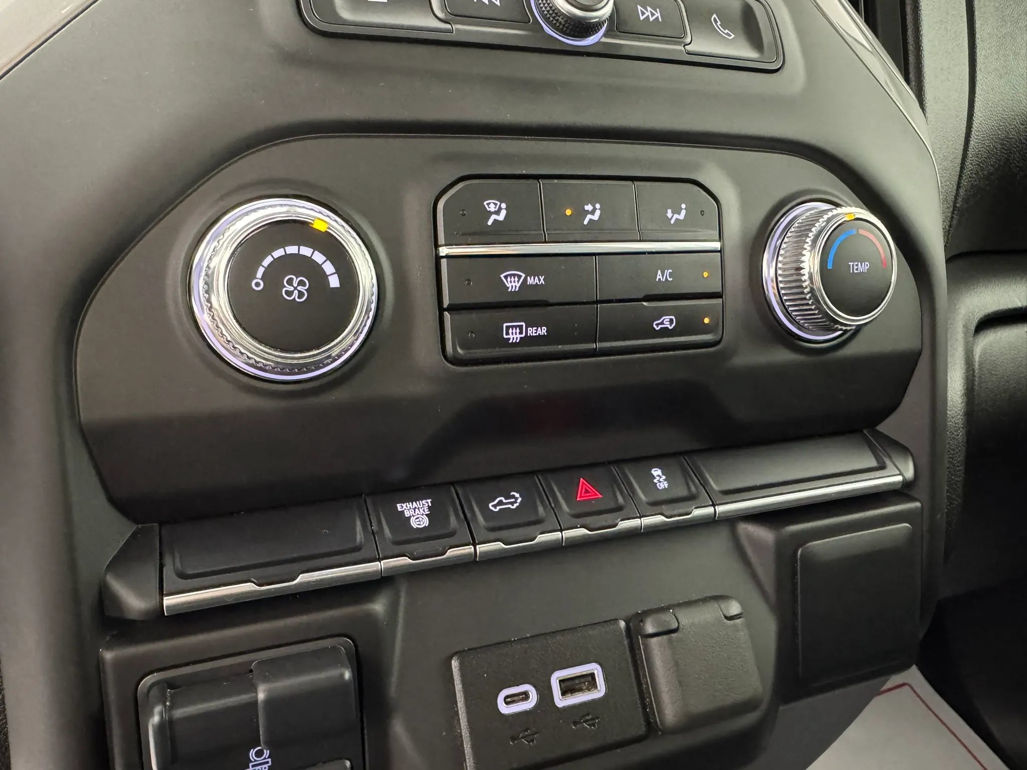 Used 2023 GMC Sierra 2500 Pro w/ Convenience Package AWD/4WD image 19