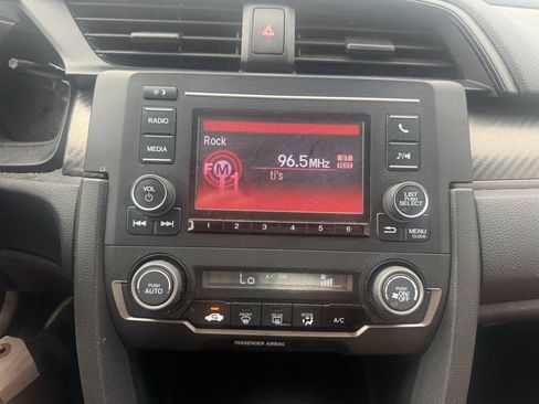 Used 2019 Honda Civic Sport image 22