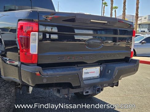 Used 2019 Ford F250 Lariat w/ Lariat Ultimate Package AWD/4WD image 5