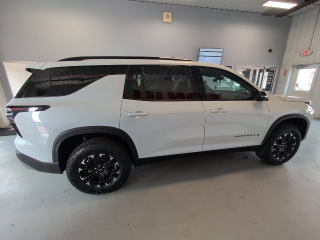 New 2027 Chevrolet Traverse Z71 w/ Enhanced Driving Package AWD/4WD image 6
