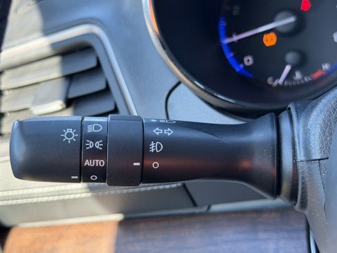 Used 2019 Subaru Outback 2.5i Limited image 25