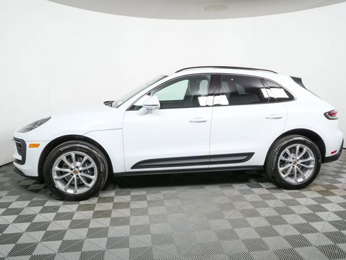 New 2026 Porsche Macan image 6