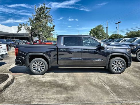 New 2026 GMC Sierra 1500 Denali w/ Denali Reserve Package image 10