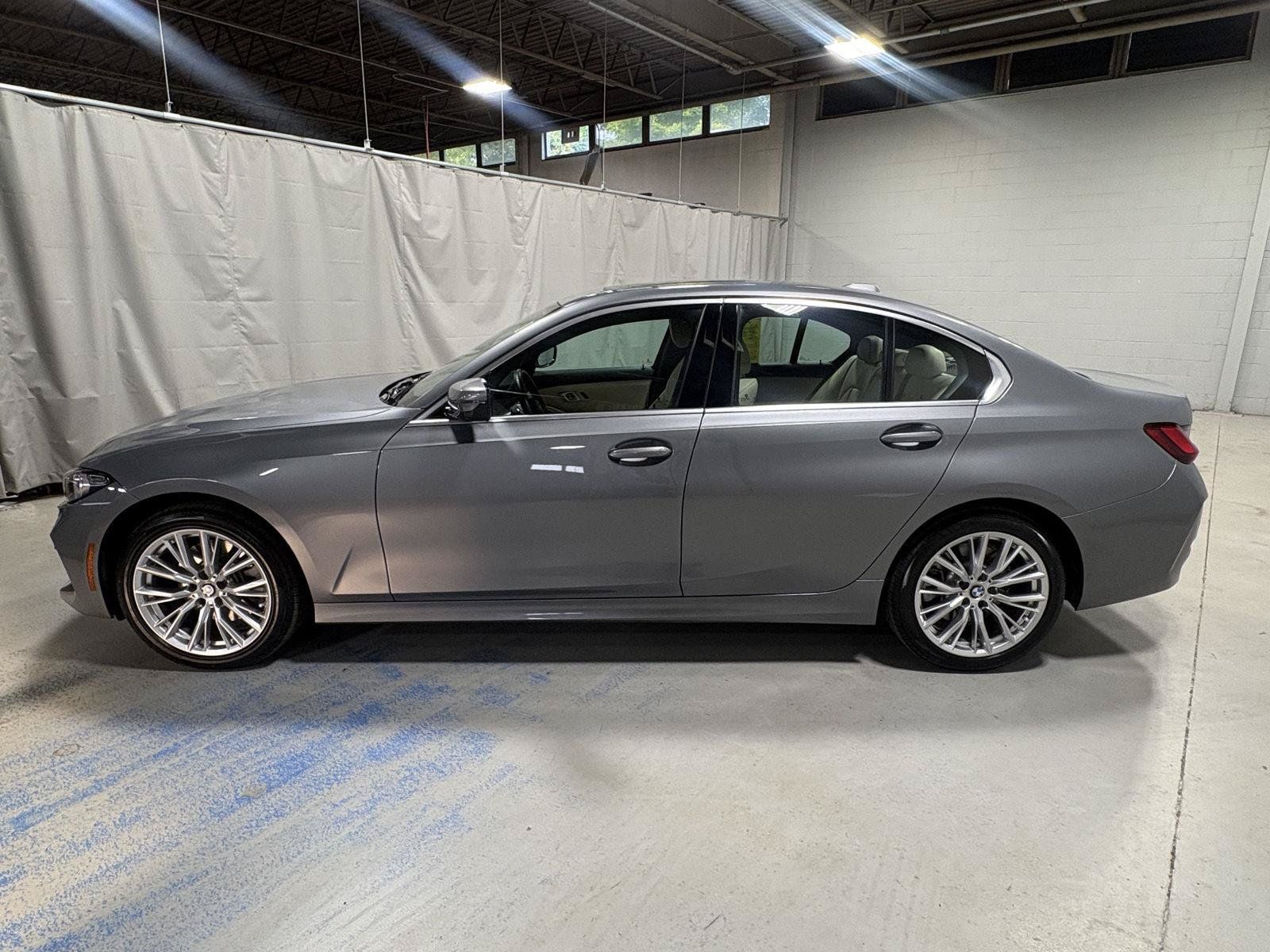 Used 2024 BMW 330i xDrive Sedan w/ Convenience Package AWD/4WD image 18