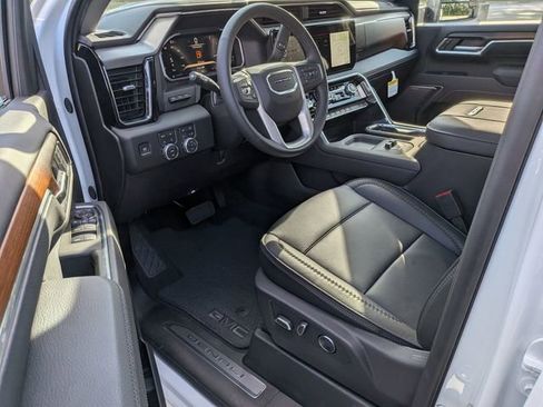 New 2026 GMC Sierra 2500 Denali w/ Denali Reserve Package AWD/4WD image 12