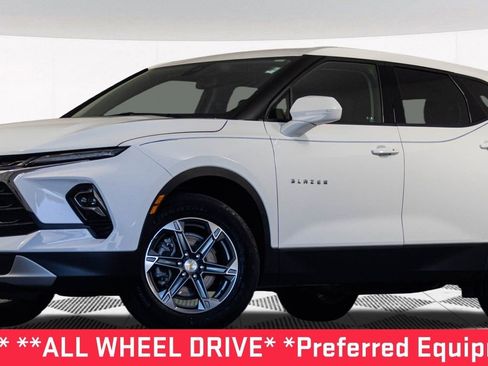 Certified 2023 Chevrolet Blazer LT w/ Driver Confidence Package image 2