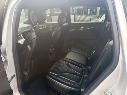 Used 2016 Lincoln MKX Select w/ Select Plus Package AWD/4WD image 15