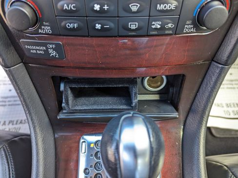 Used 2010 INFINITI EX35 Journey image 25
