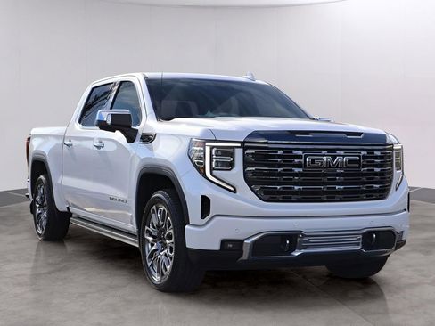 Used 2024 GMC Sierra 1500 Denali Ultimate image 3