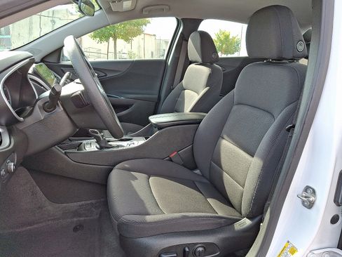 Used 2023 Chevrolet Malibu LT image 13