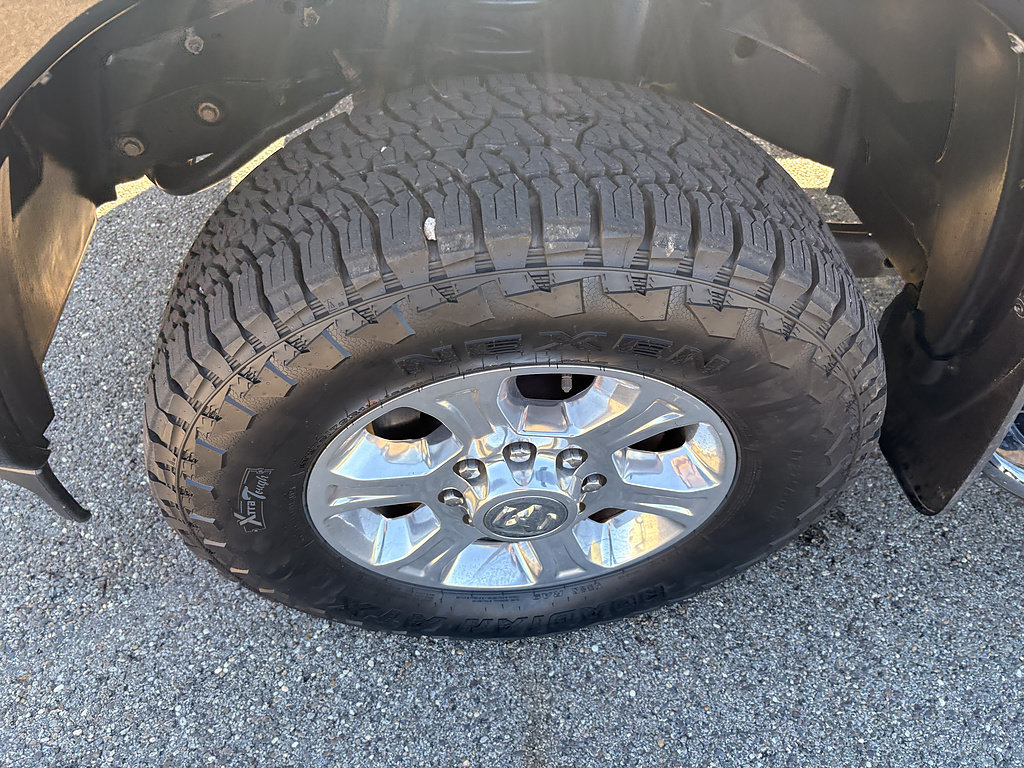 Used 2024 RAM 3500 Big Horn w/ Level 2 Equipment Group AWD/4WD image 9