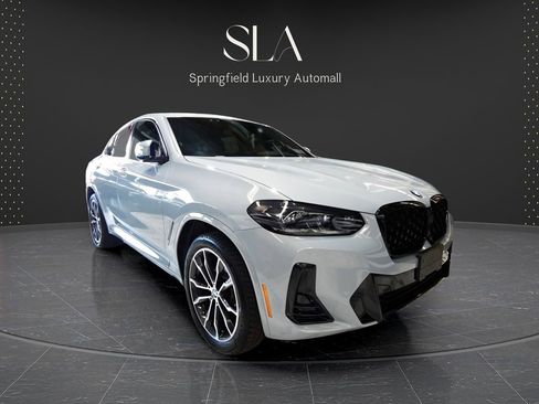 Used 2025 BMW X4 xDrive30i w/ Premium Package AWD/4WD image 1