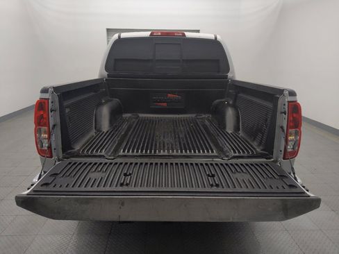 Used 2019 Nissan Frontier SV image 29