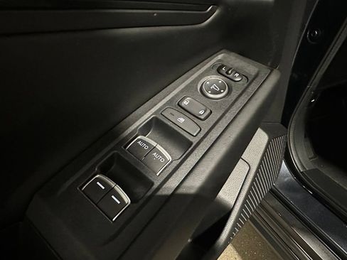 Used 2023 Honda Accord EX image 7