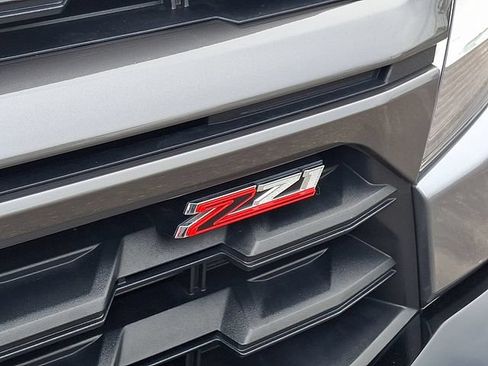 Used 2022 Chevrolet Colorado Z71 AWD/4WD image 30