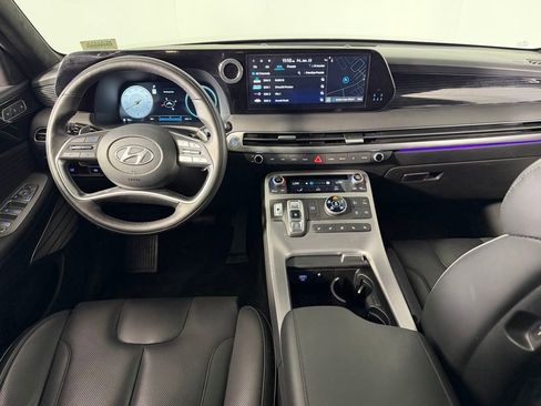 Used 2025 Hyundai Palisade Calligraphy image 11