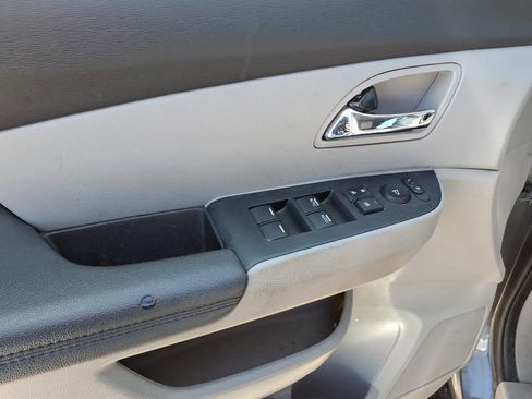 Used 2014 Honda Odyssey EX-L image 17