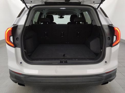 Used 2019 GMC Terrain SLE w/ Driver Convenience Package image 29