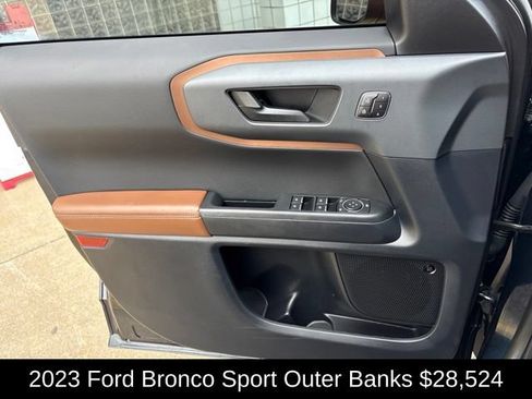 Used 2023 Ford Bronco Sport Outer Banks w/ Tech Package AWD/4WD image 26