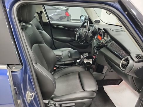 Used 2015 MINI Cooper S image 16