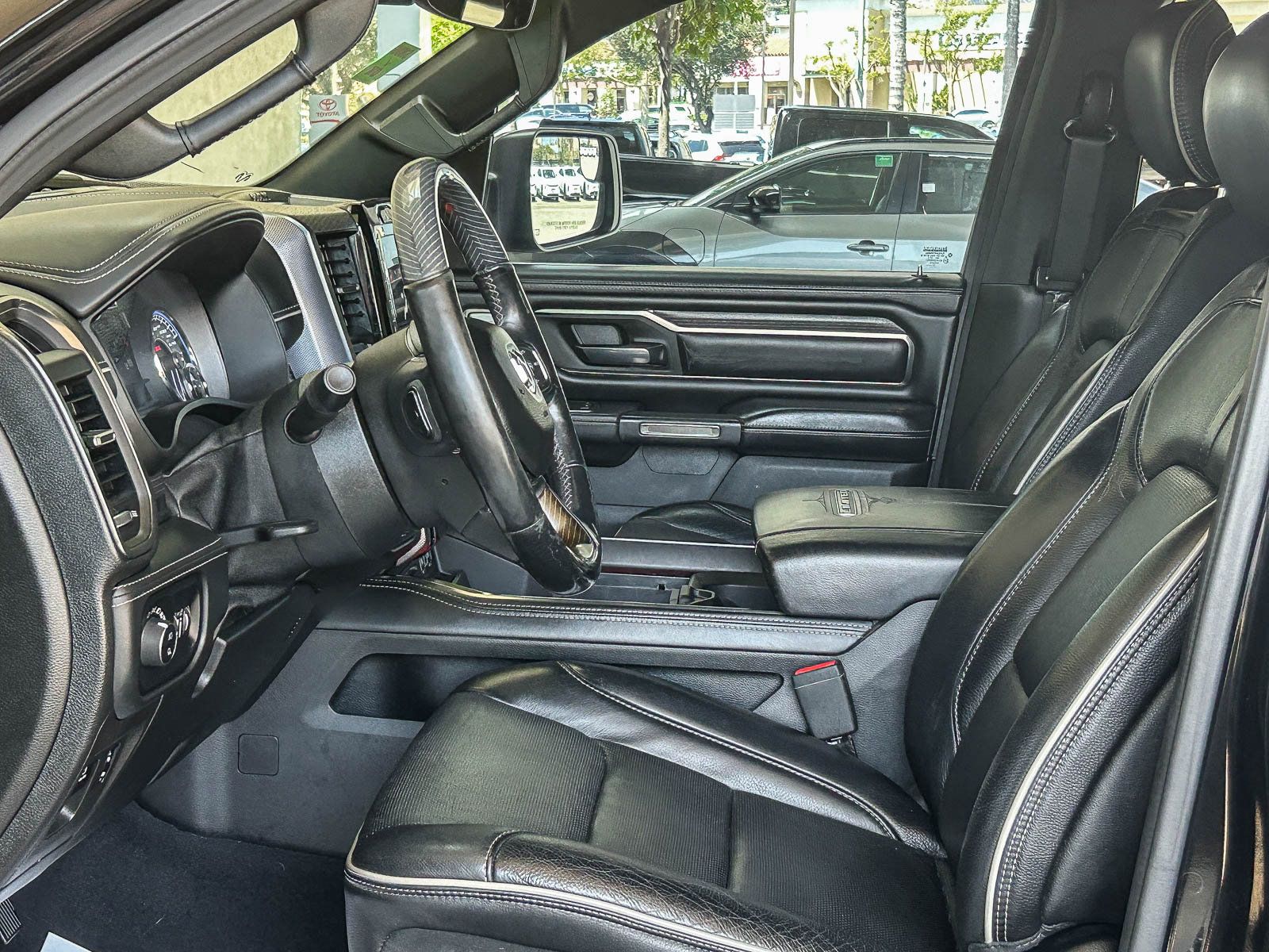Used 2019 RAM 1500 Limited AWD/4WD image 17