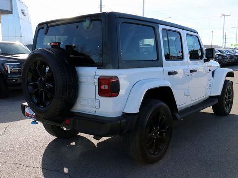 Used 2023 Jeep Wrangler Unlimited Sahara w/ Cold Weather Group image 5