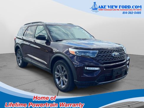 Used 2023 Ford Explorer XLT w/ Equipment Group 202A AWD/4WD image 11