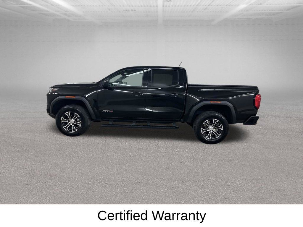 Used 2024 GMC Canyon AT4 w/ AT4 Premium Package AWD/4WD image 9