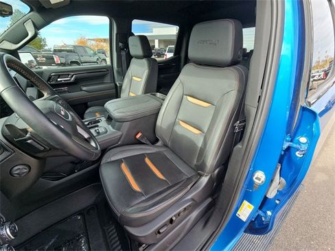 Used 2024 GMC Sierra 1500 AT4 w/ Technology Package image 15