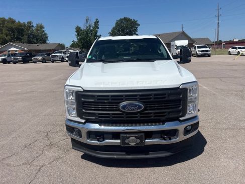 Used 2025 Ford F350 XL w/ XL Chrome Package AWD/4WD image 4