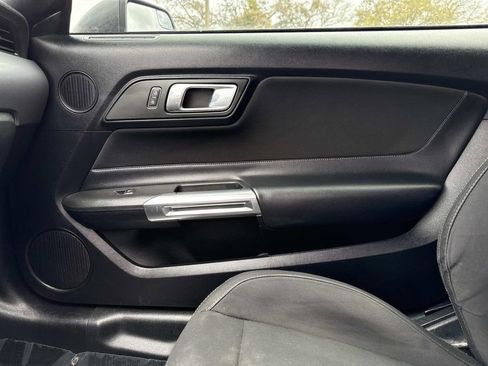 Used 2019 Ford Mustang Coupe w/ Equipment Group 101A image 18