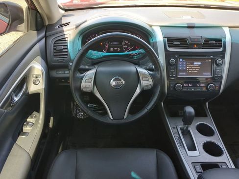 Used 2013 Nissan Altima 2.5 SL w/ Technology Pkg image 15
