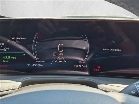 Used 2025 Cadillac XT4 Premium Luxury FWD image 3