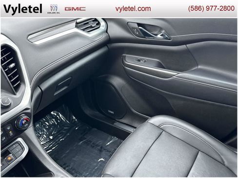 Used 2021 GMC Acadia SLT w/ Elevation Edition image 32