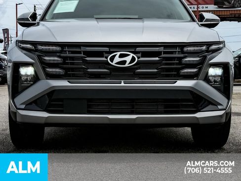 Certified 2025 Hyundai Tucson SEL AWD/4WD image 9