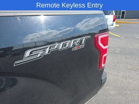 Used 2019 Ford F150 XLT w/ Equipment Group 302A Luxury AWD/4WD image 9