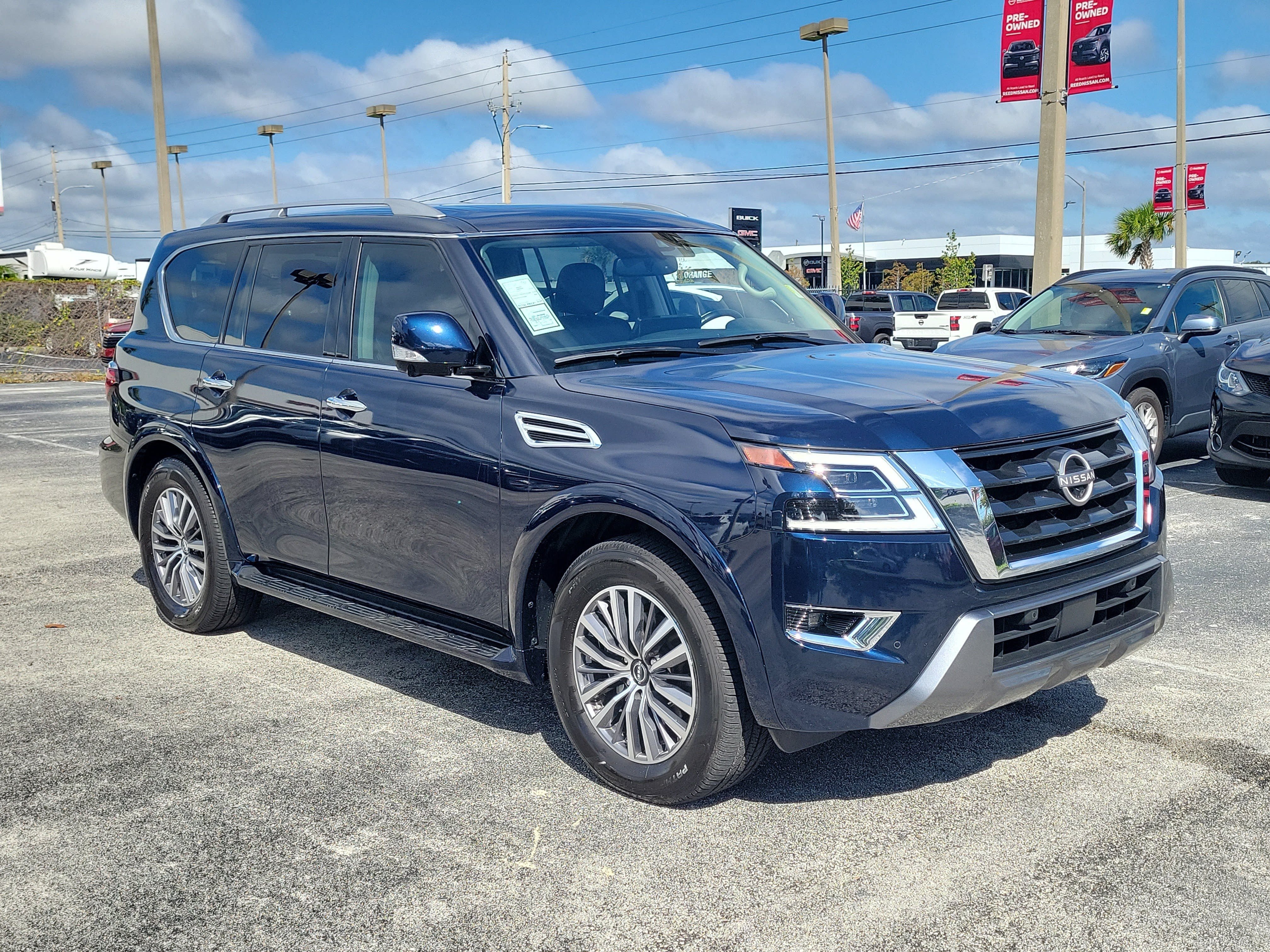 Certified 2024 Nissan Armada SL w/ Captain's Chairs Package RWD image 3