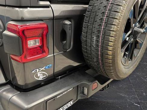 Used 2022 Jeep Wrangler Unlimited Sahara w/ Cold Weather Group image 38