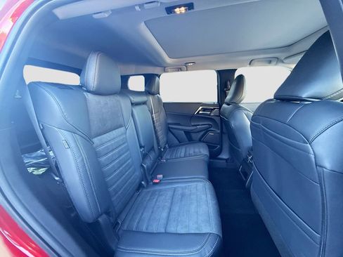 New 2026 Mitsubishi Outlander SE FWD image 31